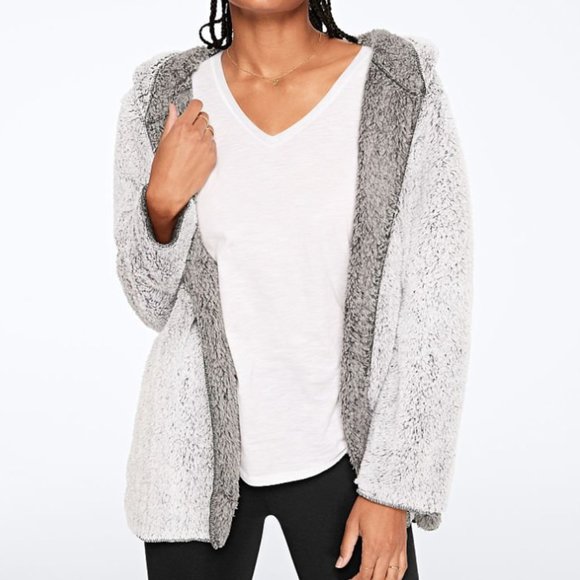 PINK fuzzy soft cardigan - Picture 2 of 4